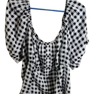 Hot Topic Black And White Gingham Blouse Size 4 NWT